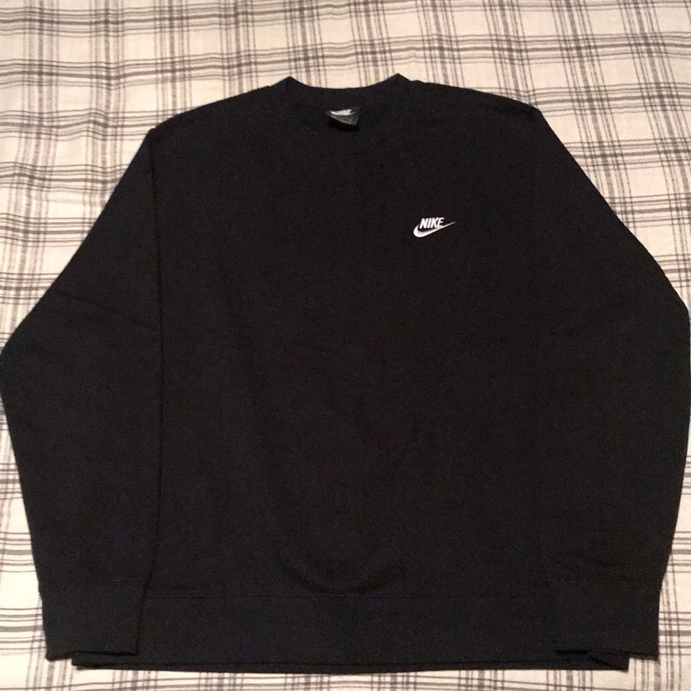 (Used) Men’s Nike crew neck sweater XL
